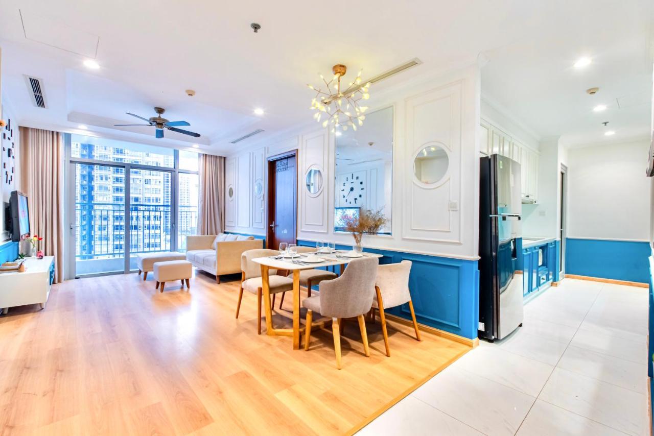 Moxy Hcmc Aparts - Vinhomes Central Park, Ice Rink Ho Chi Minh-Byen Eksteriør billede