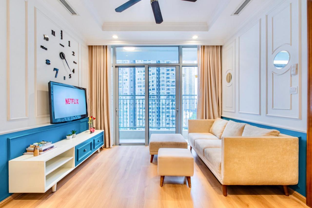 Moxy Hcmc Aparts - Vinhomes Central Park, Ice Rink Ho Chi Minh-Byen Eksteriør billede