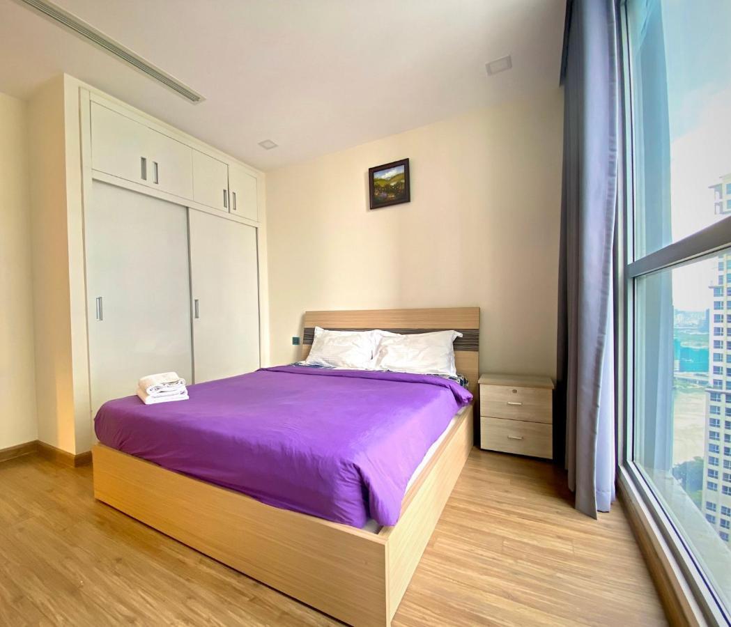 Moxy Hcmc Aparts - Vinhomes Central Park, Ice Rink Ho Chi Minh-Byen Eksteriør billede
