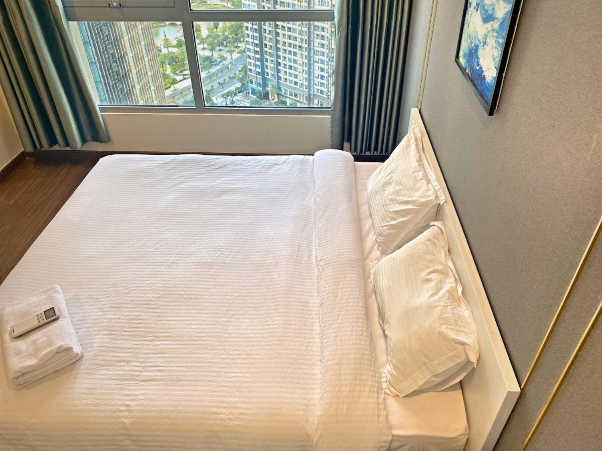 Moxy Hcmc Aparts - Vinhomes Central Park, Ice Rink Ho Chi Minh-Byen Eksteriør billede