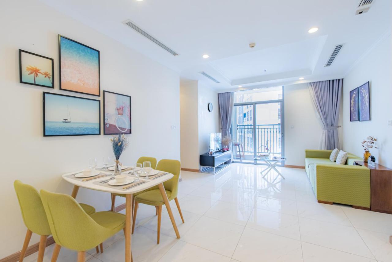 Moxy Hcmc Aparts - Vinhomes Central Park, Ice Rink Ho Chi Minh-Byen Eksteriør billede