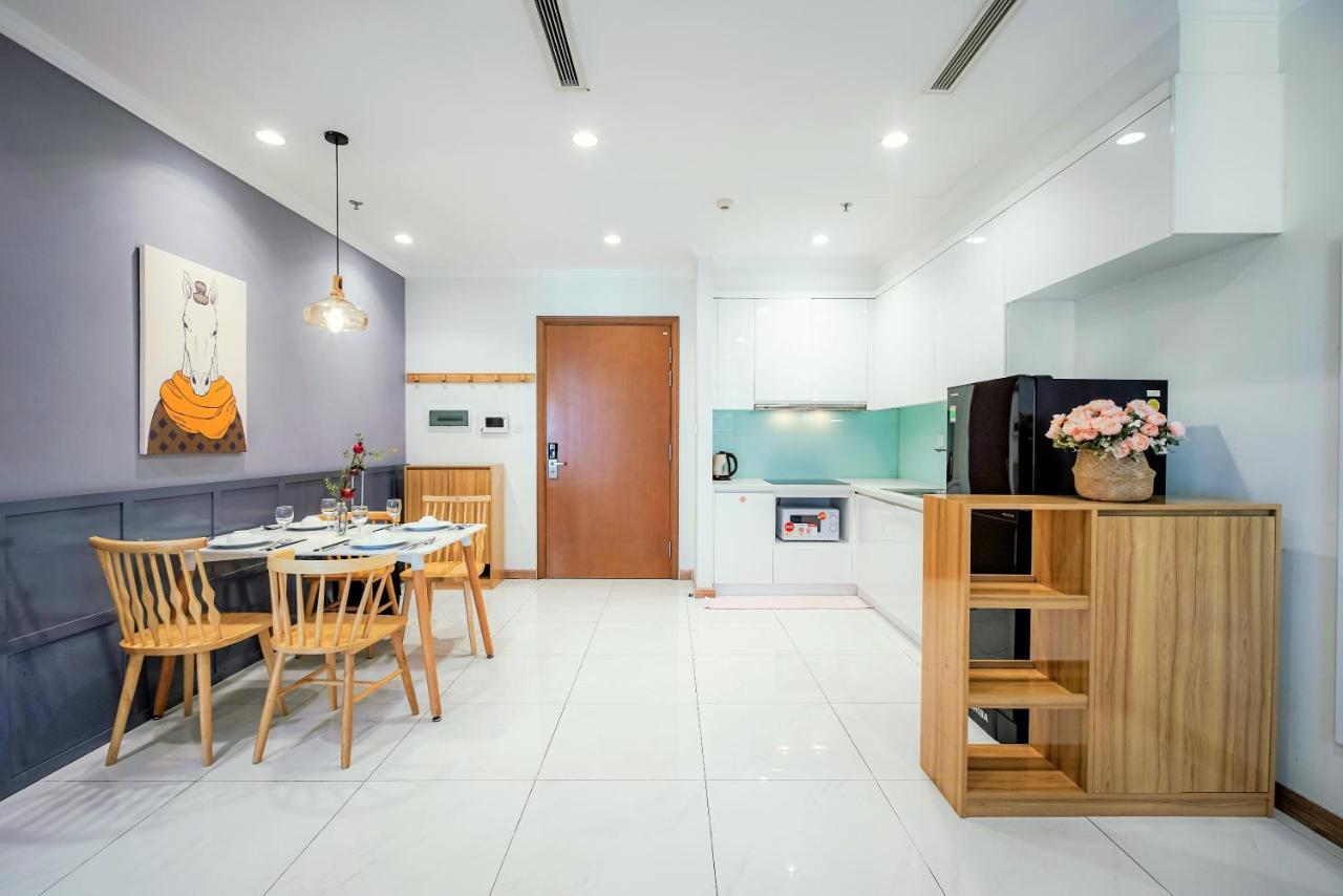 Moxy Hcmc Aparts - Vinhomes Central Park, Ice Rink Ho Chi Minh-Byen Eksteriør billede