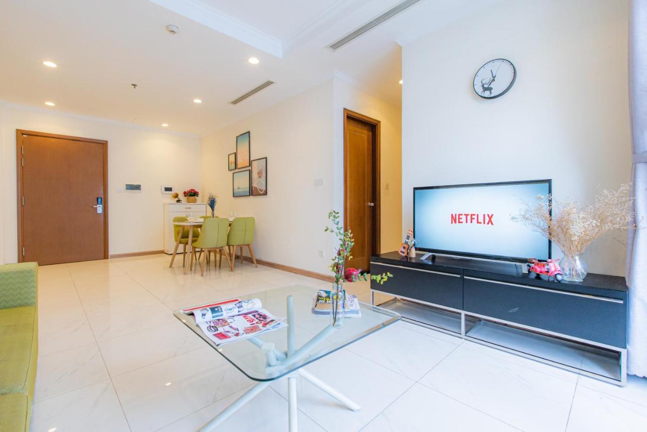 Moxy Hcmc Aparts - Vinhomes Central Park, Ice Rink Ho Chi Minh-Byen Eksteriør billede